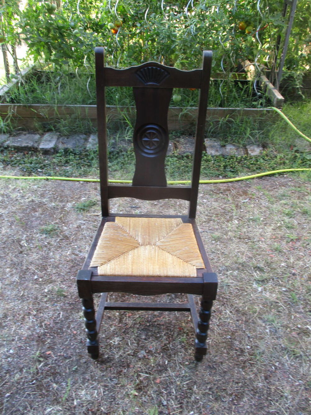 Chaises paill&eacute;es Meubles
