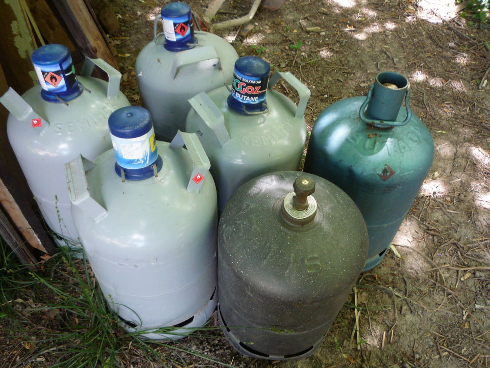 Bonbonnes gaz vides Bricolage