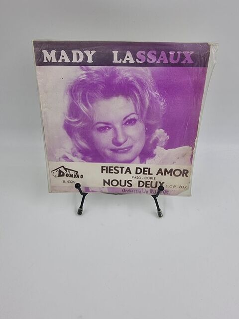 Vinyle 45 Mady Lassaux : Fiesta del Amor / Nous Deux  6 Vulbens (74)