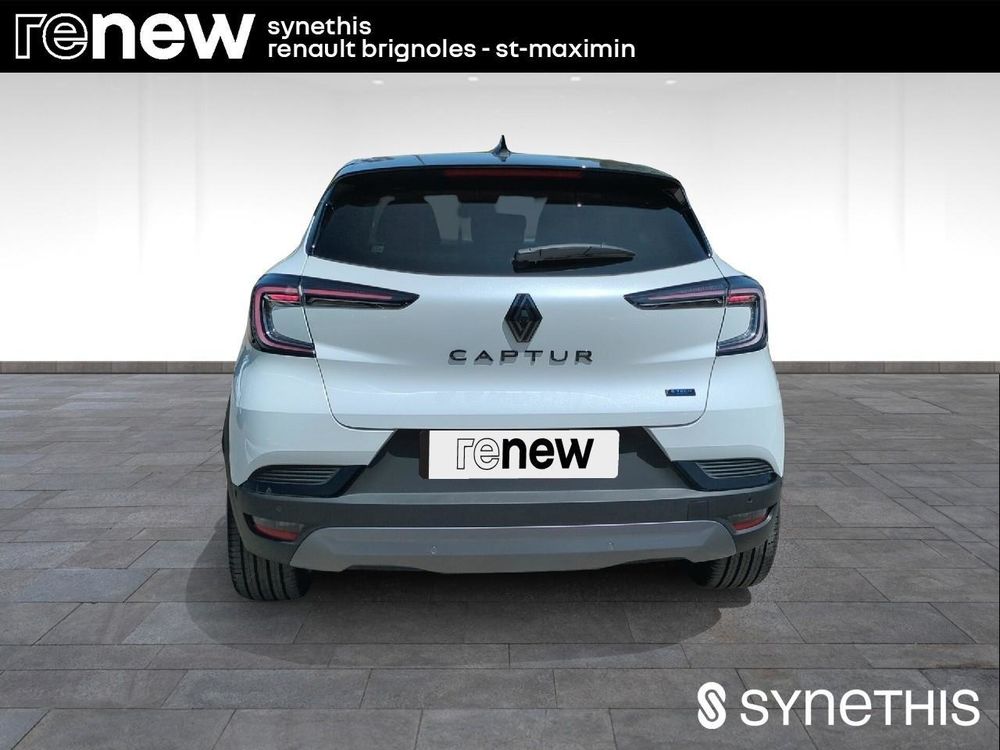 Captur E-Tech full hybrid 160 ch esprit Alpine 2026 occasion 83170 Brignoles