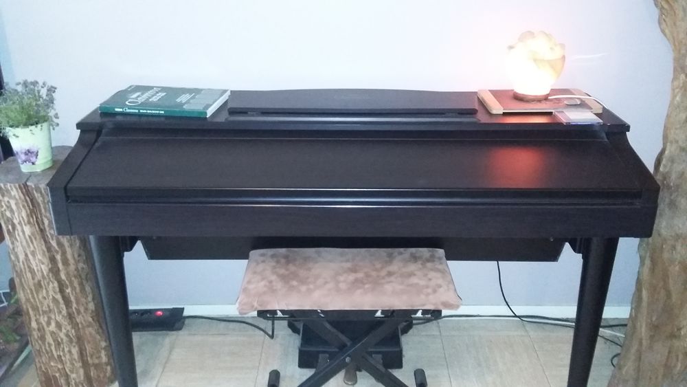 Piano num&eacute;rique Yamaha Clavinova CVP 88 touches Instruments de musique