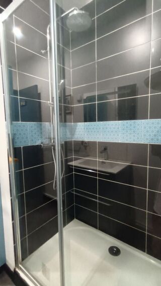  Appartement à louer 2 pièces 45 m²