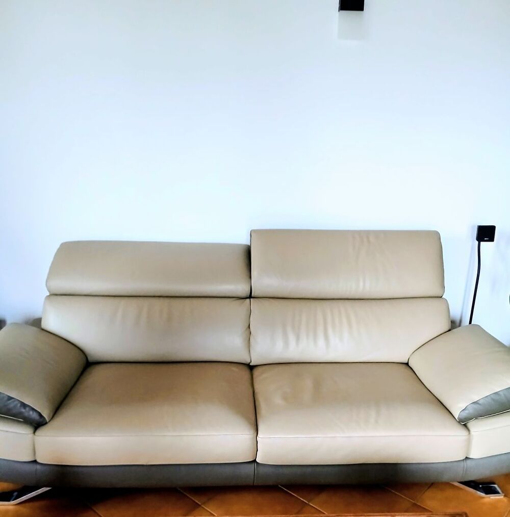 Canap&eacute; et Pouf Poltronesofa cuir Meubles