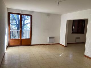  Appartement à louer 5 pièces 91 m²