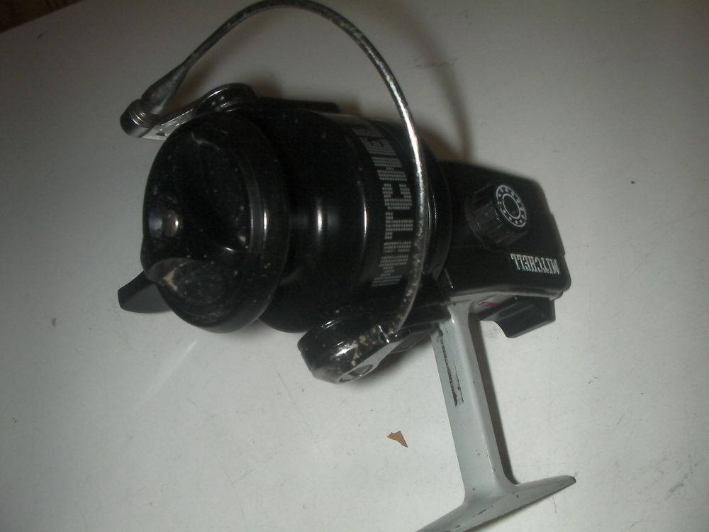 Moulinet lancer MITCHELL 4450 boitier carr&eacute; Sports