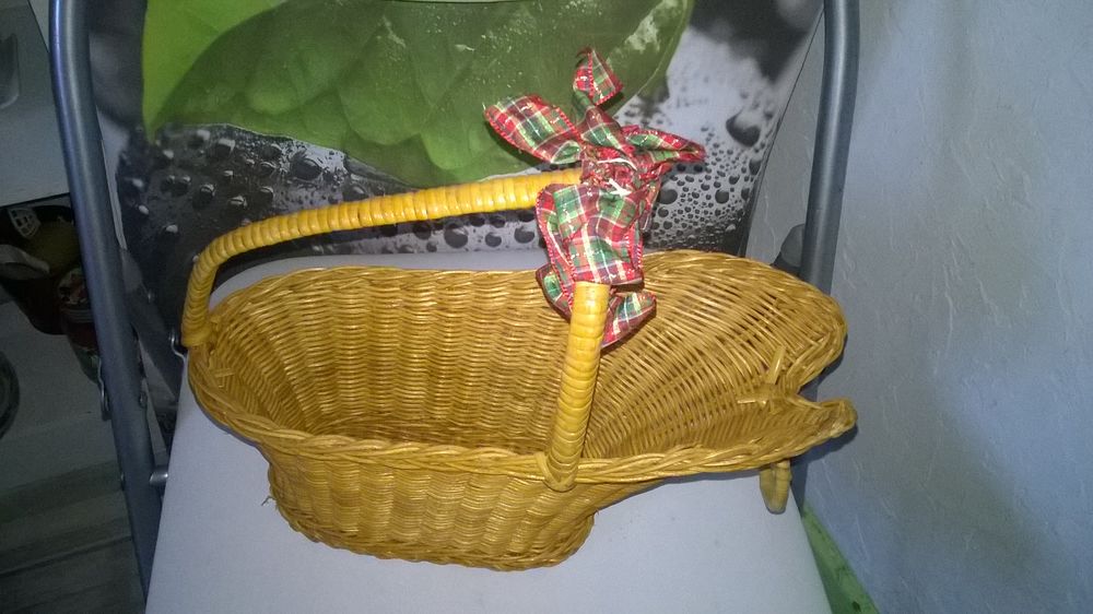 Panier porte-bouteille ou panier garni
Osier tress&eacute;
Neuf
Cuisine