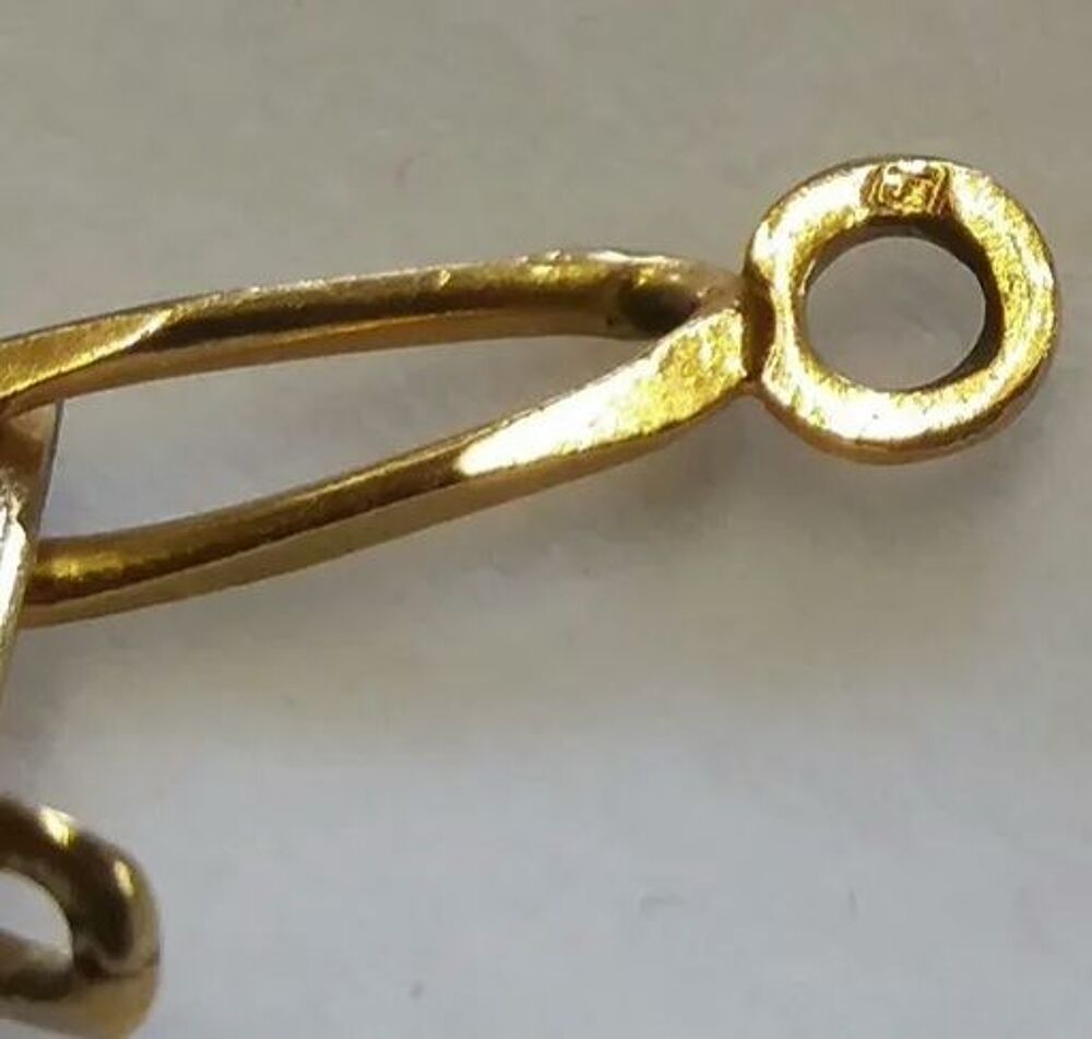 Chaine collier ras de cou femme plaqu&eacute; or ancienne Bijoux et montres