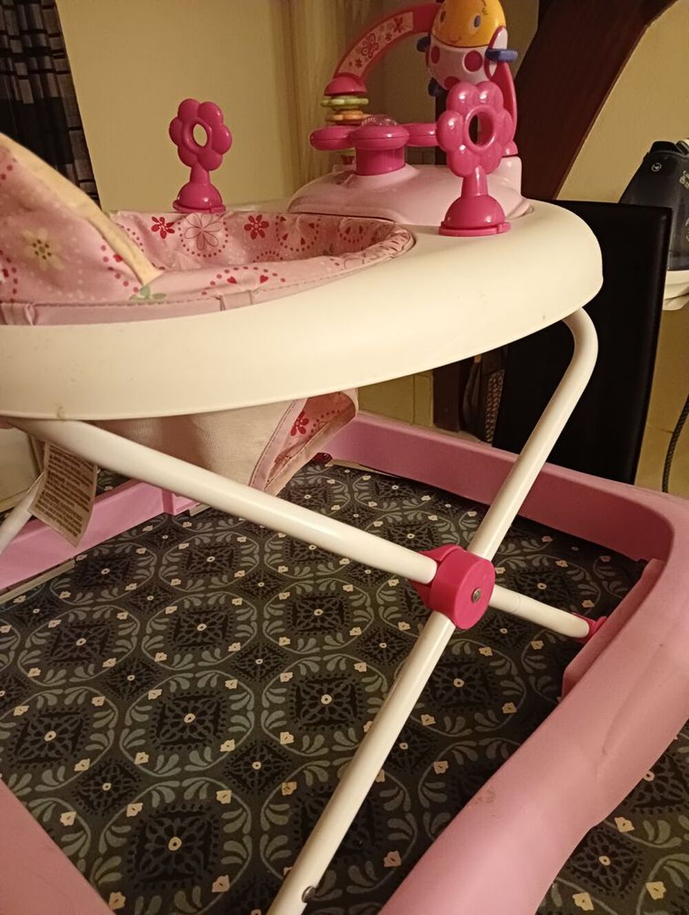 Trotteur jouet enfant Puériculture