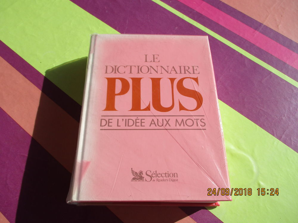 Dictionnaire PLUS de l'id&eacute;e aux mots Livres et BD