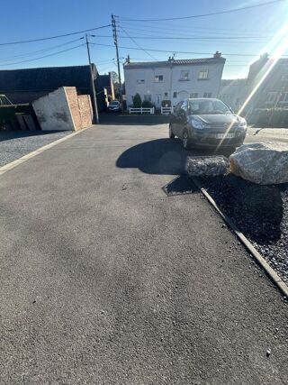  Parking / Garage à vendre 310 m²