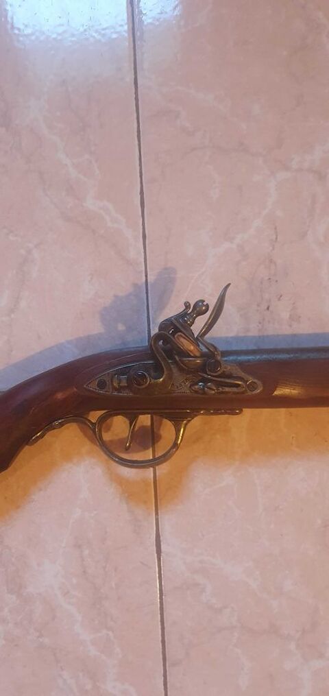 reproduction inoffensive d'un fusil �  silex 30 Reyrieux (01)