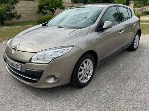 Renault megane iii Mégane III dCi 110 FAP eco2 Privi