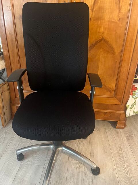 chaise de bureau tbe 30 Laval (53)