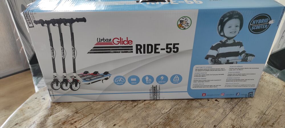 Trottinette &eacute;lectrique enfant Jeux / jouets