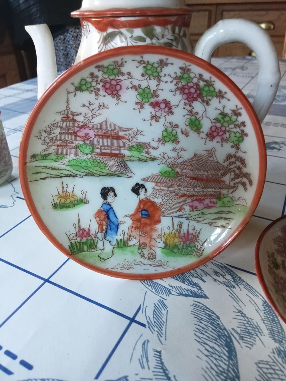 Service &agrave; th&eacute; chinois ancien estampill&eacute; Cuisine