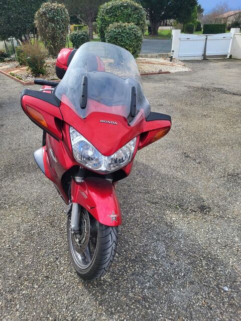 Moto HONDA 2011 occasion Bias 47300