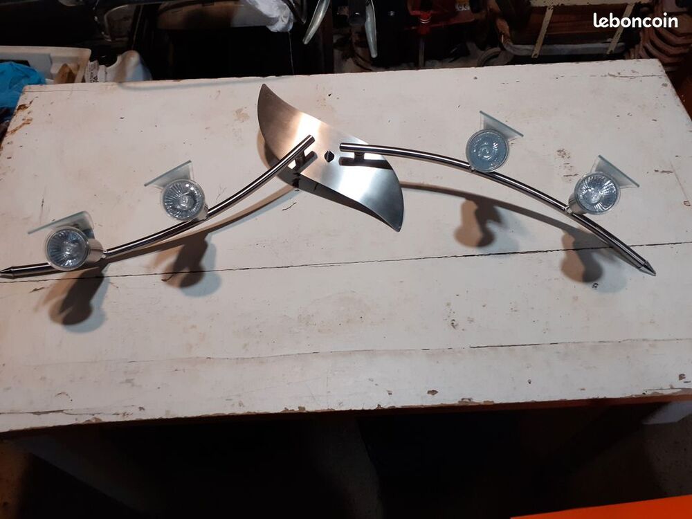 LUSTRE PLAFONNIER MODERNE METAL COMME NEUF 4 AMPOULES Décoration