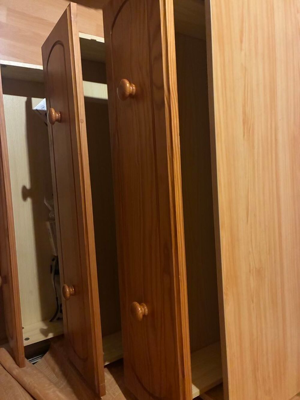 tr&egrave;s belle commode Meubles
