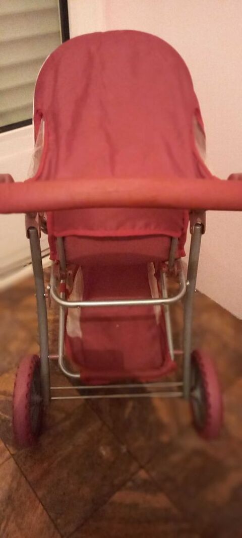 vendre Deux poussette pour poupe.  trs bonne tat 10 Reichstett (67)
