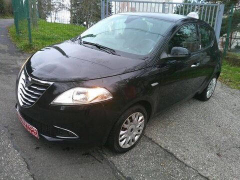 Annonce voiture Lancia Ypsilon 5900 €