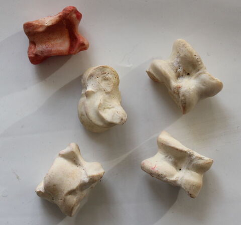 jeu ancien Osselets v�ritables en os 5 Issy-les-Moulineaux (92)