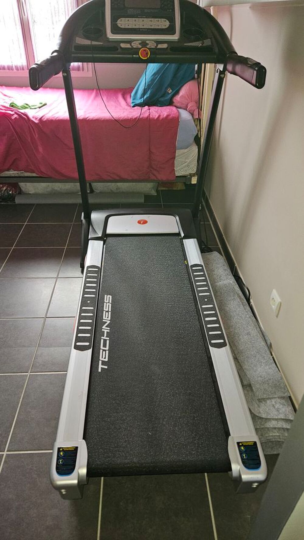 tapis de courses motoris&eacute; techness T280 Sports