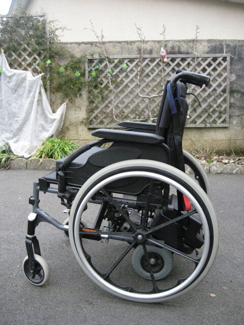 moteur pour fauteuil roulant 750 Laval (53)