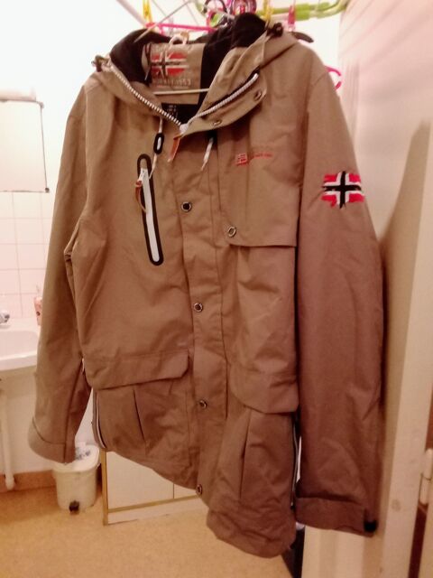 Parka beige fonc 25 Landerneau (29)