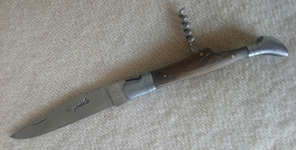 Couteau Laguiole avec tire-bouchon 