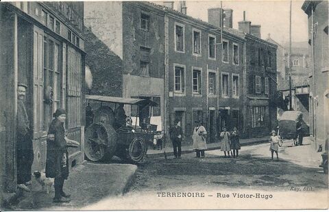 Carte Postale Ancienne TERRENOIRE. Rue Victor Hugo 12 Terrenoire (42)