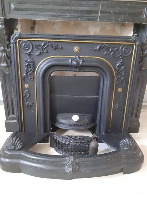 Devant de chemine ancienne . 150 Rches (59)