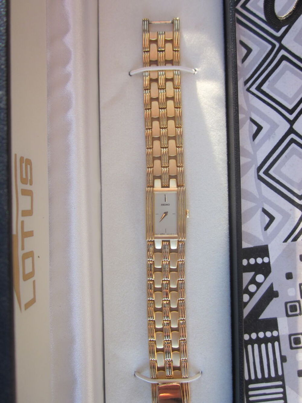 Montre SEIKO m&eacute;canique &agrave; l'&eacute;tat neuf (collection) Bijoux et montres