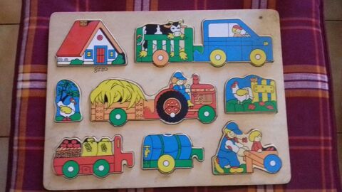 Puzzle de bois 10 éléments 
10 Septèmes-les-Vallons (13)