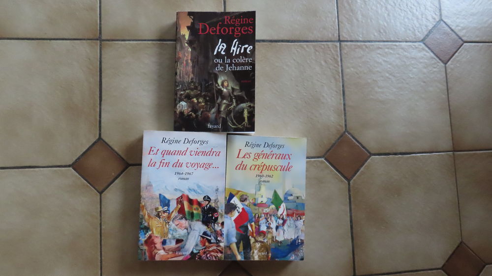 4 Livres Livres et BD