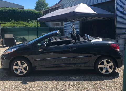 Peugeot 207 cc 1.6 VTi 120ch S&eacute;rie 64