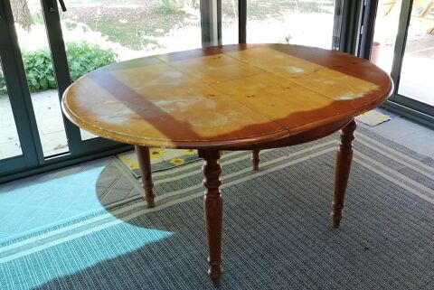 Table salle 50 Saint-Laurent-les-�glises (87)