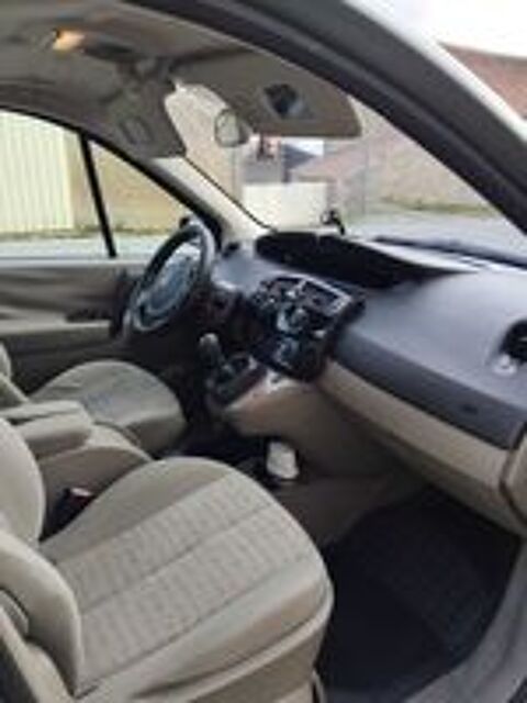 Sc&eacute;nic II Scenic 1.9 dCi 120 Confort Authentique 2004 occasion 03380 Lamaids