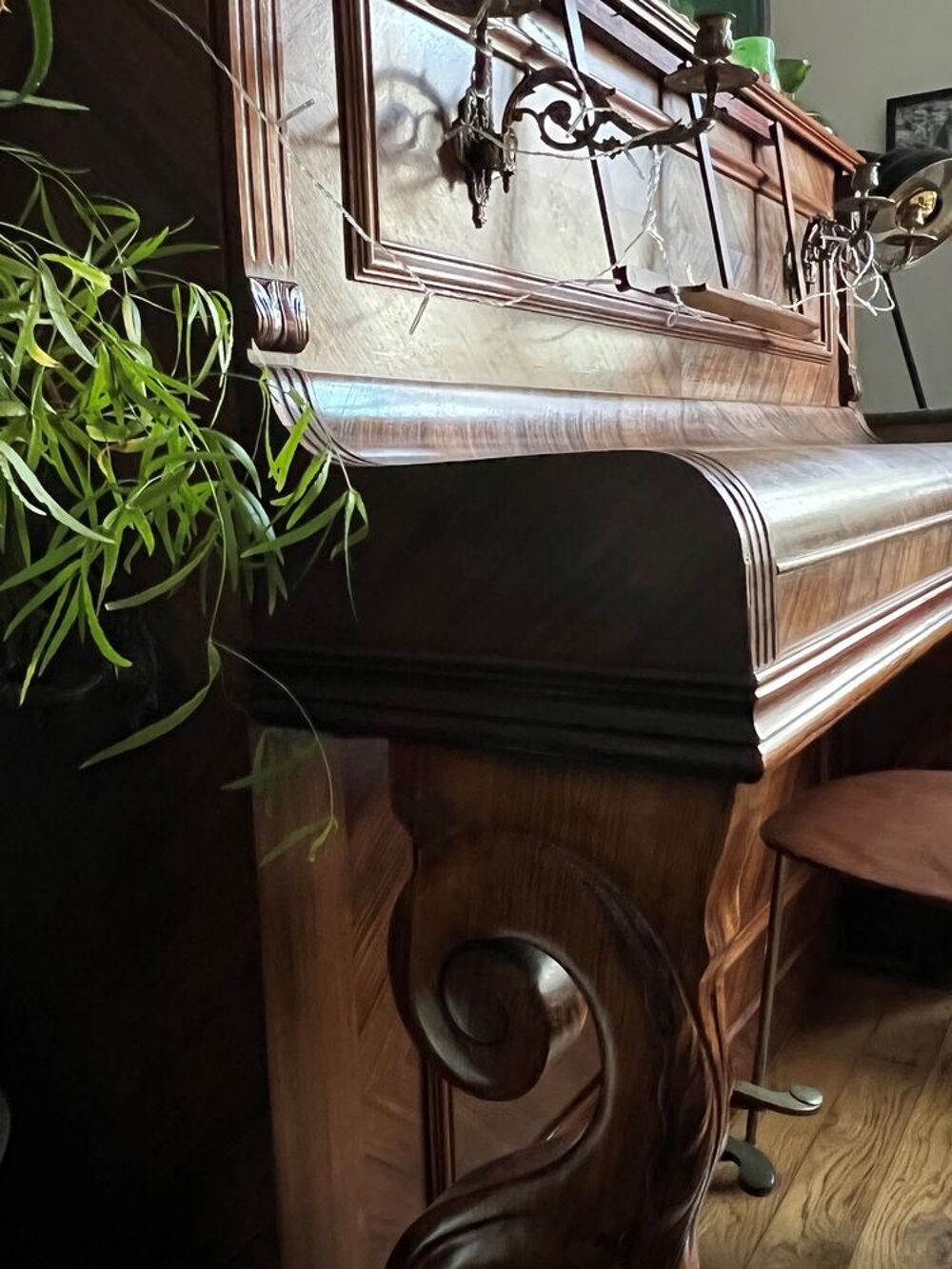 Donne Piano Droit Staub. Tr&egrave;s bon &eacute;tat Instruments de musique