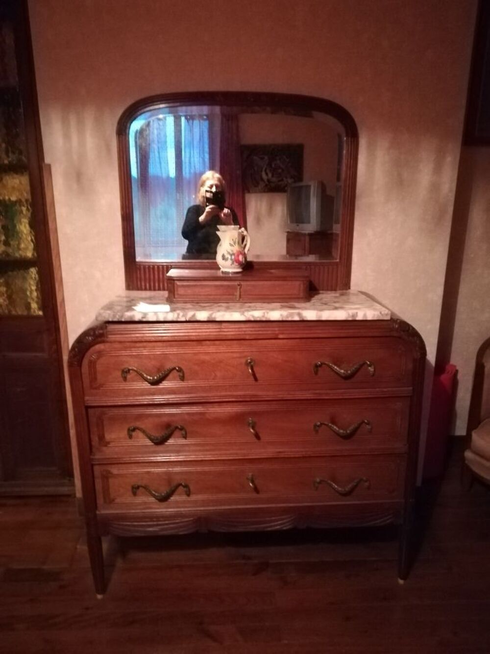CHAMBRE A COUCHER COMPLETE
ART DECO ACAJOU DE CUBA ( rare) Meubles