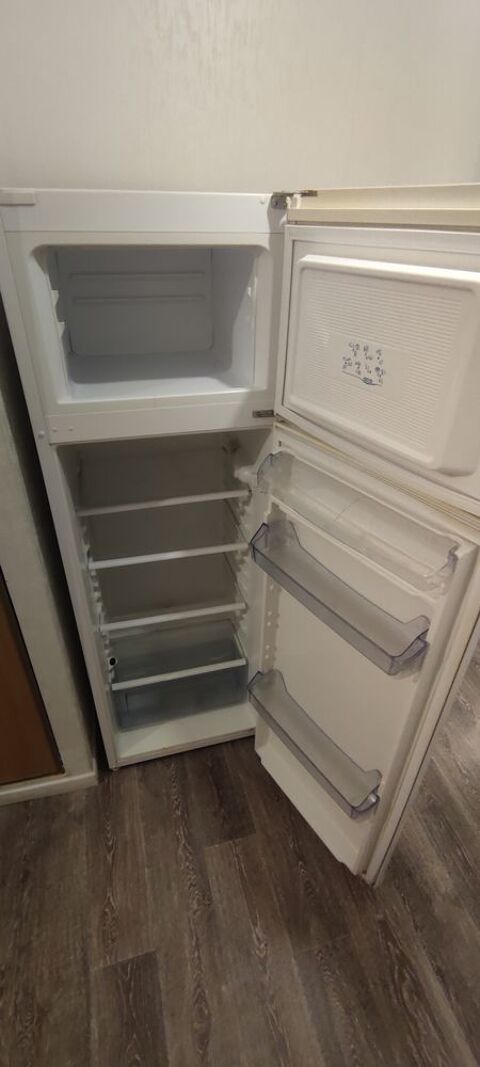 Frigo 70 Amn�ville (57)