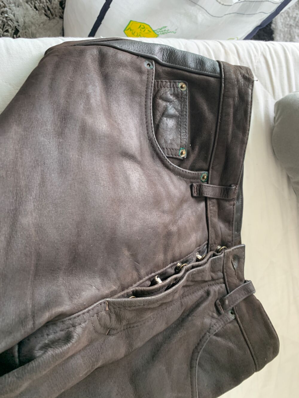 Pantalon coupe 501 cuir retourn&eacute; Vêtements