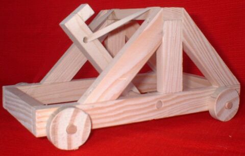 Maquette de catapulte � roues 19 Nantes (44)