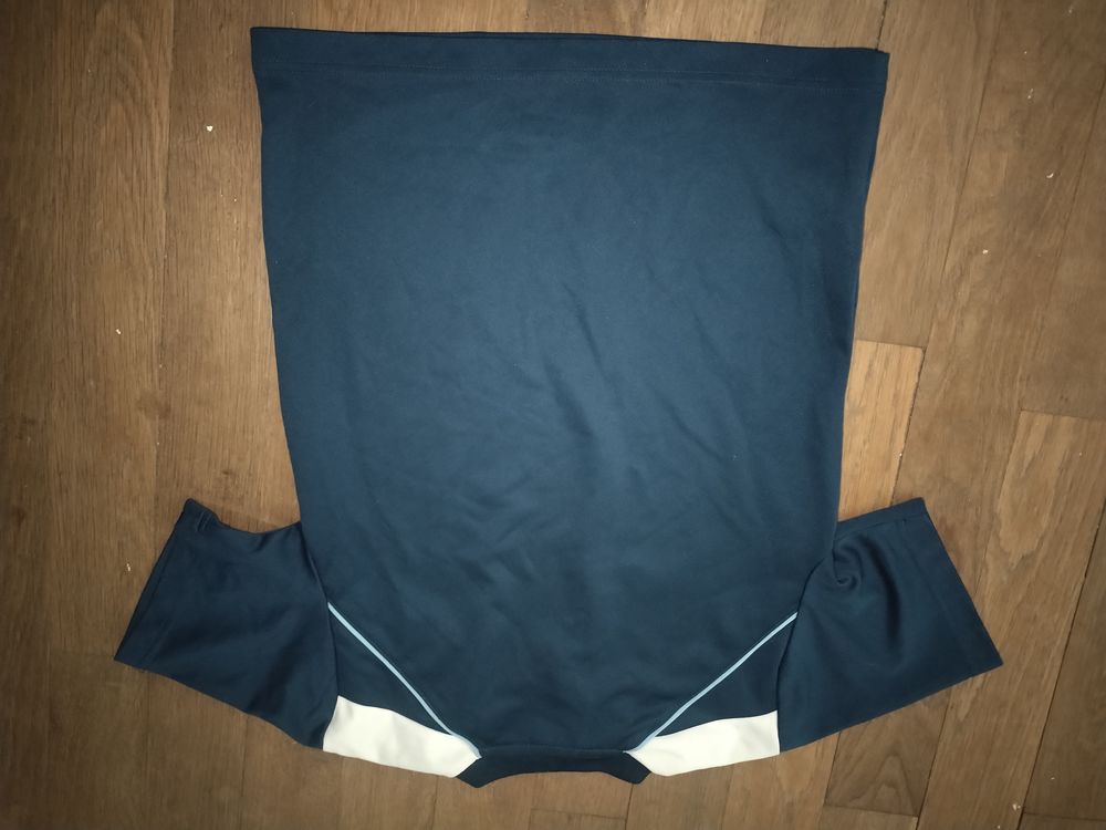 T-shirt NIKE (taille S) Vtements