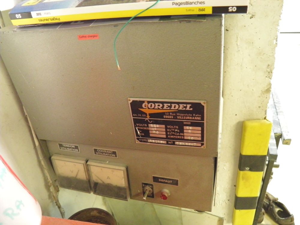 chargeur batterie, regul&eacute; Bricolage