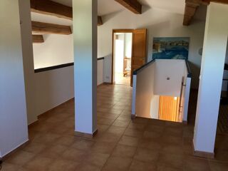  Villa � louer 6 pi�ces 200 m�