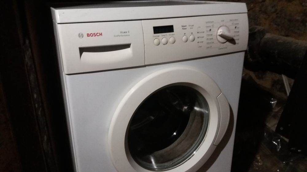 Lave linge Bosch eco performance Max6 en tres bon etat Electromnager