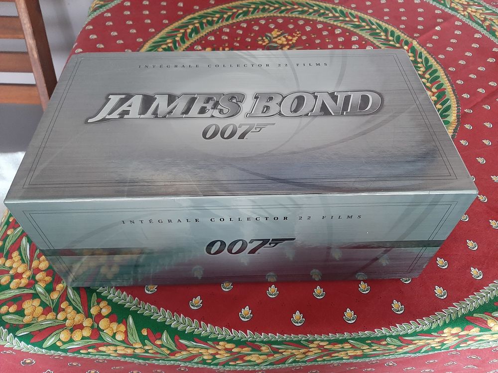 Coffret int&eacute;grale James Bond 22 films Photos/Video/TV