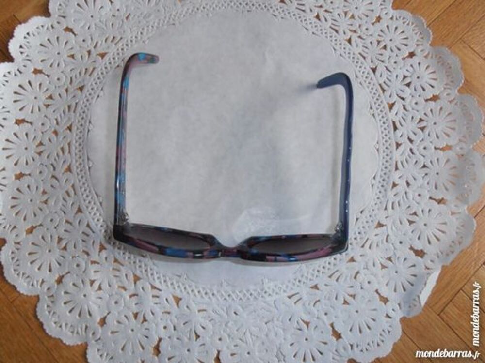 Monture de lunettes 4 (27) Bijoux et montres