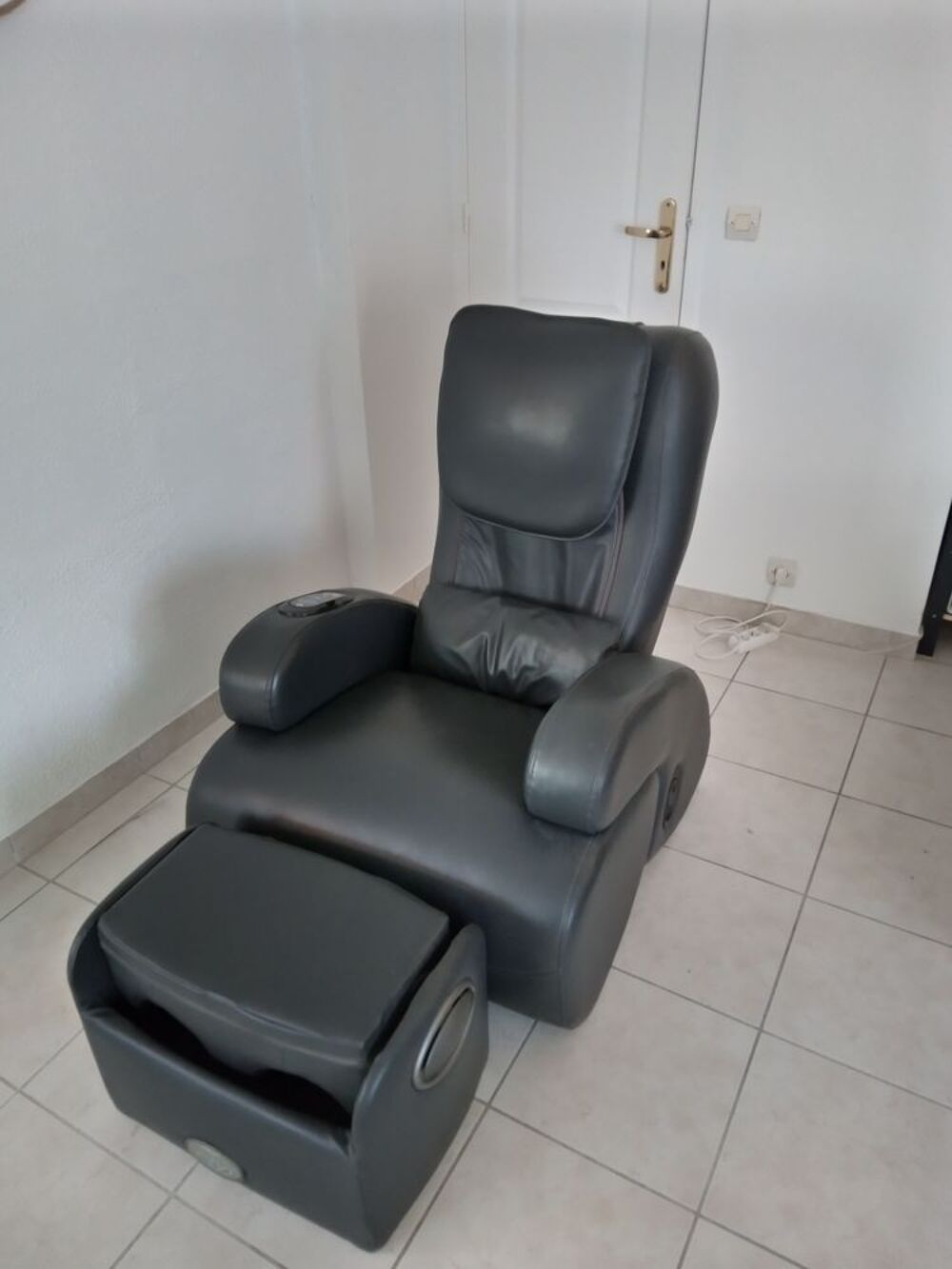 Fauteuil &eacute;lectrique de massage SUPRA FRANCE SP 9300 Meubles