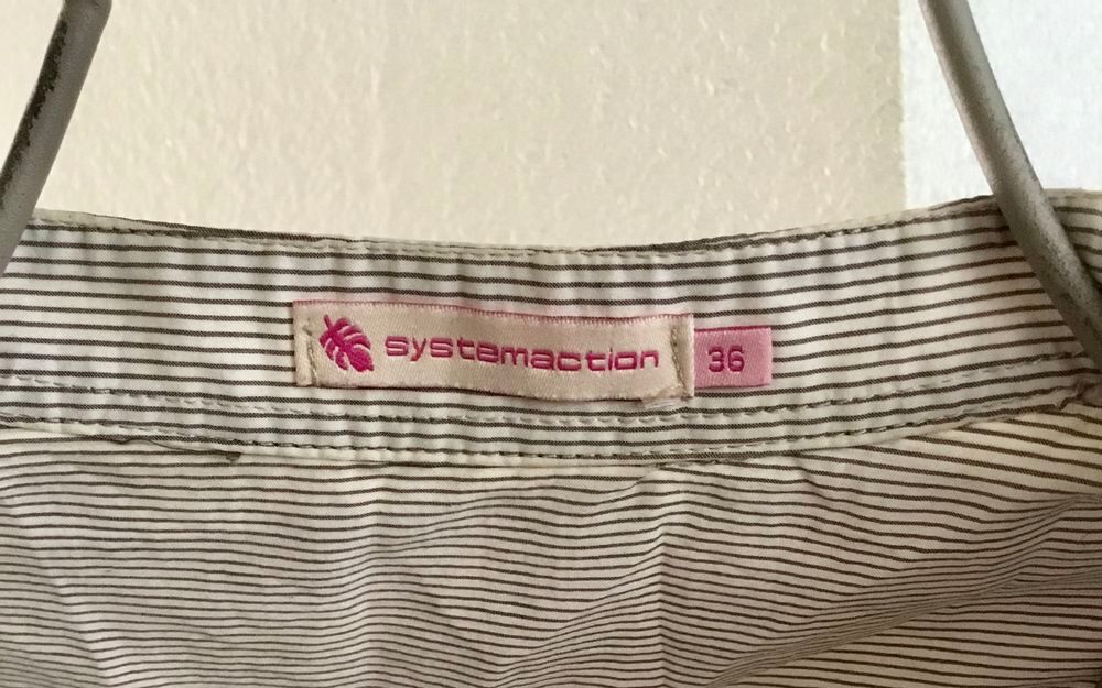 Chemise femme longue &eacute;cru &agrave; rayures grises, Taille 36, Tr&egrave;s bon &eacute;tat. Systemaction. Vêtements
